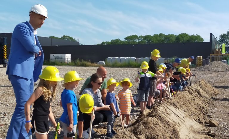 Eerste paaltjes voor Binnenplezier geslagen.