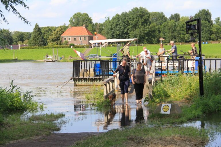 Pontje bij Theehuis Zalkerveer vaart vanaf morgen niet meer.