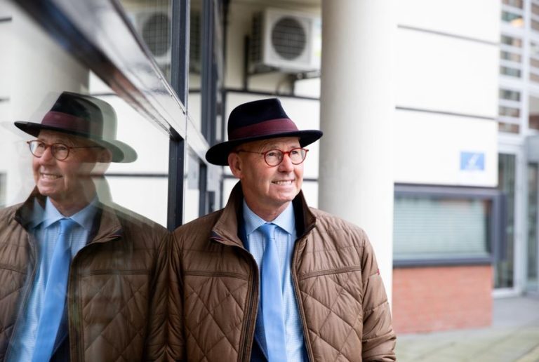 Bort Koelewijn, scheidend burgervader:  ‘Kampen was als een warm bad waarin ik naar hartenlust mocht zwemmen’