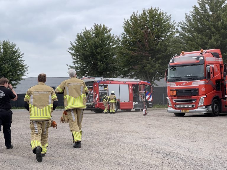 Brandweer rukt uit voor brand in vrachtwagen