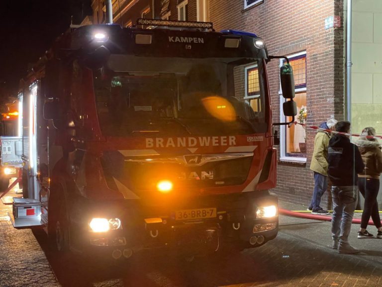 Brand binnenstad Kampen in de St. Jacobstraat.