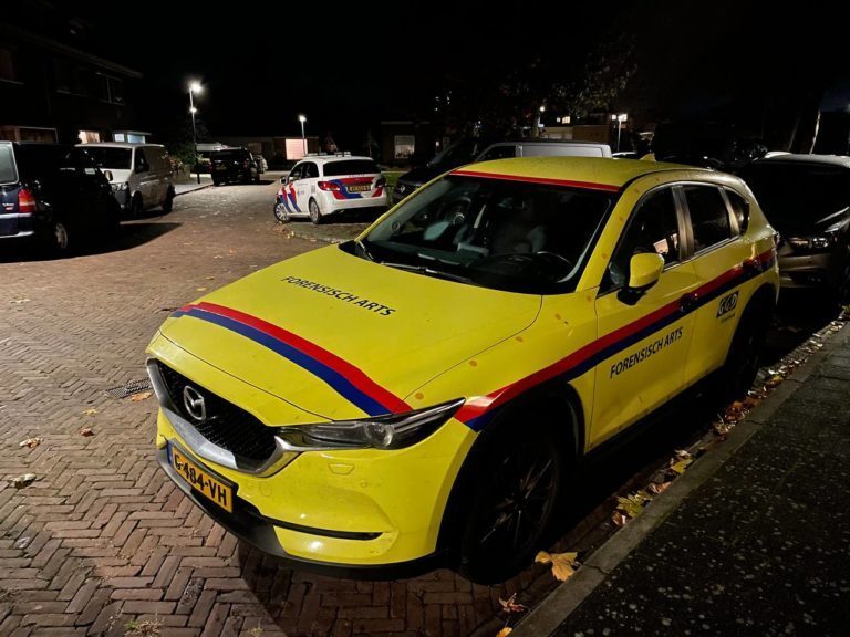 Stoffelijk overschot gevonden in woning aan de Uitenhage de Miststraat in Kampen