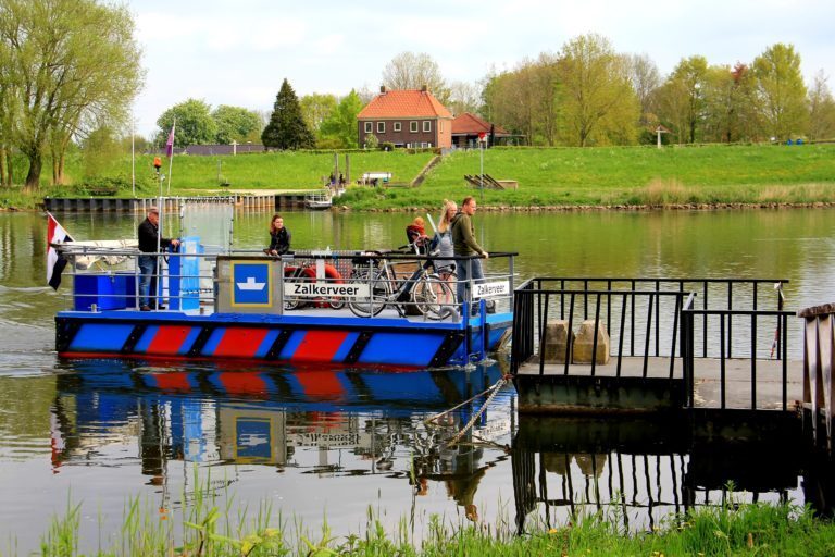 Het Zalkerveer gaat weer varen