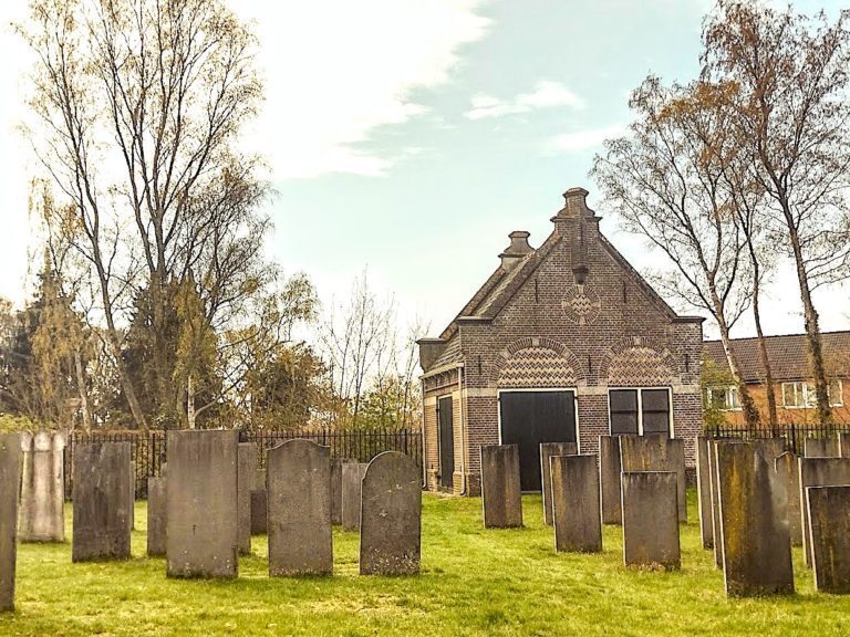 Aandacht voor opknapbeurt metaheerhuis Joodse Begraafplaats