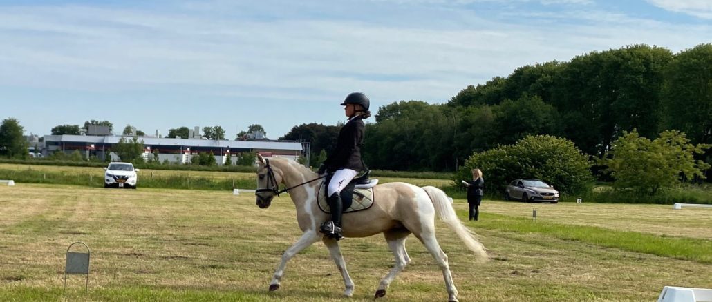 Esmee Verwoert met Pampa star