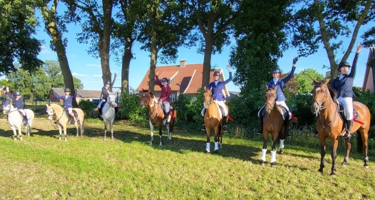 Deltaruiters succesvol tijdens regiokampioenschappen Overijssel voor ponyruiters