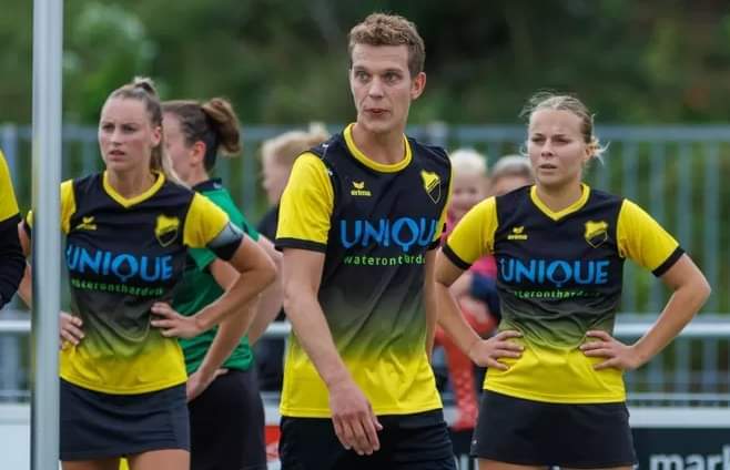 Winst voor korfballers van DOS