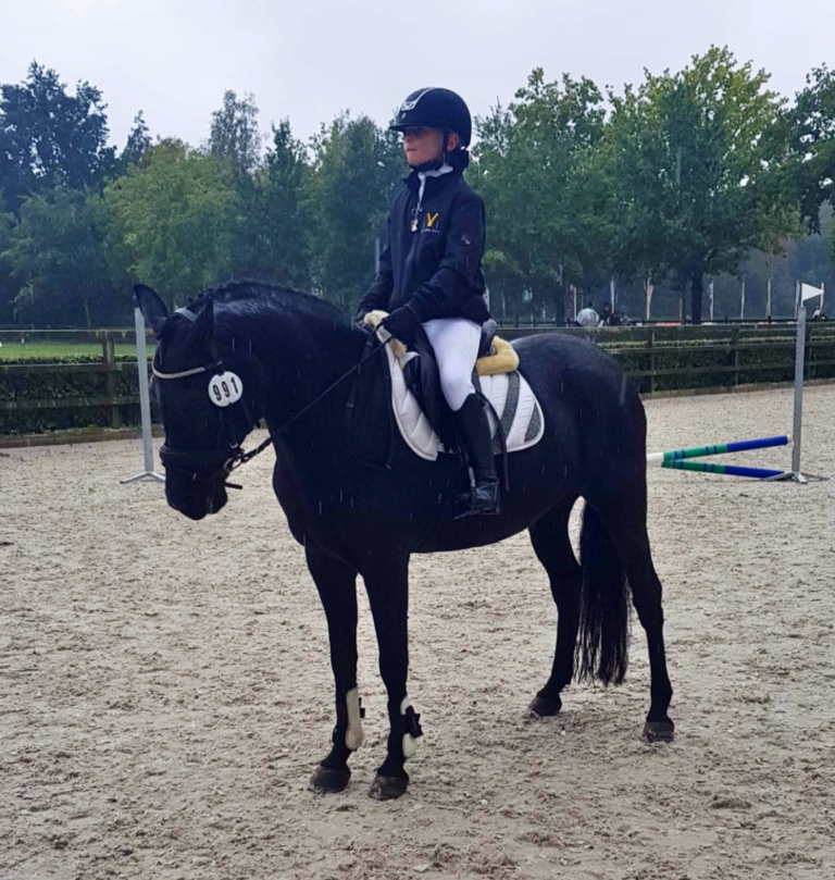 Marley Puttenstein van Ponyclub Toi Toi in de prijzen