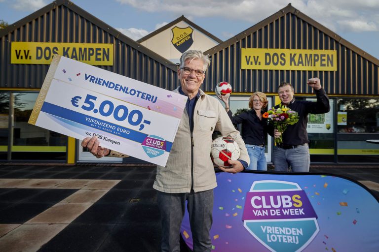 VriendenLoterij steunt voetbalvereniging DOS Kampen met 5.000 euro