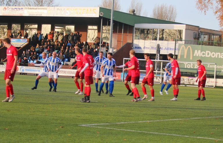 KHC brutaal aan de leiding in 1e klasse E