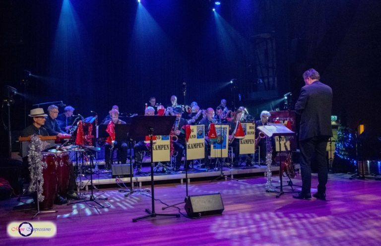 Bigband Kampen speelt kerst in De Vier