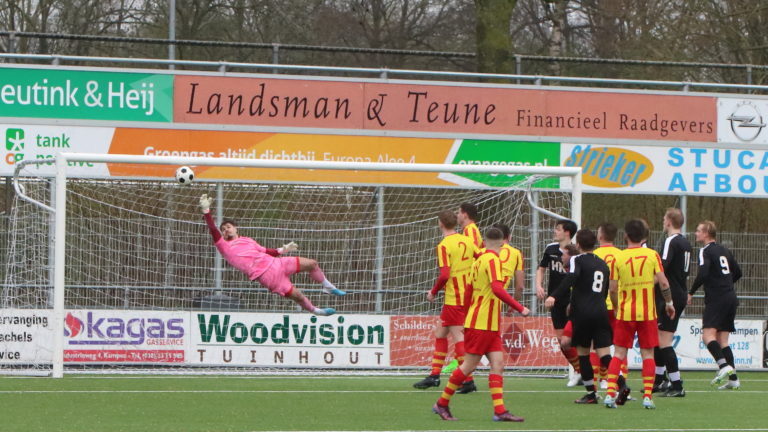 Foto verslag van Go-Ahead Kampen 1- Hulzense Boys 1    1-3