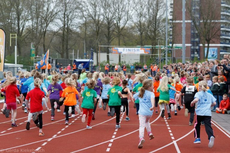 Kampen viert bevrijding met Siebrand Bevrijdingsloop