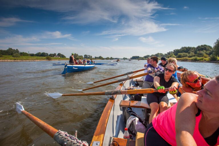 Afzakken op de IJssel, voor een plasticvrije rivier in 2030