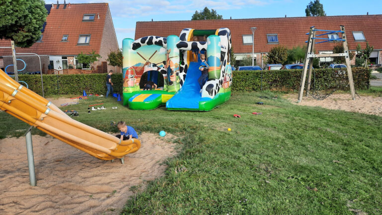 Wijkverbinders stimuleren straatfeesten deze zomer met 100 x 100 euro