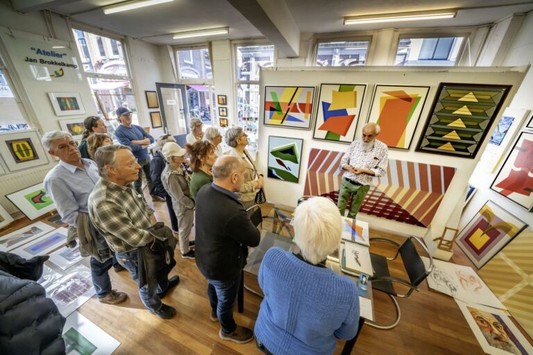 Zonovergoten wandeling op de Inspiratieroute Kampen over de Kunst van vrijheid